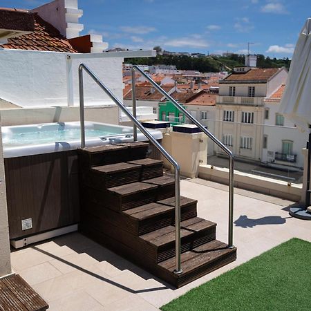 Bed and breakfast By The Sea - Nazaré Extérieur photo