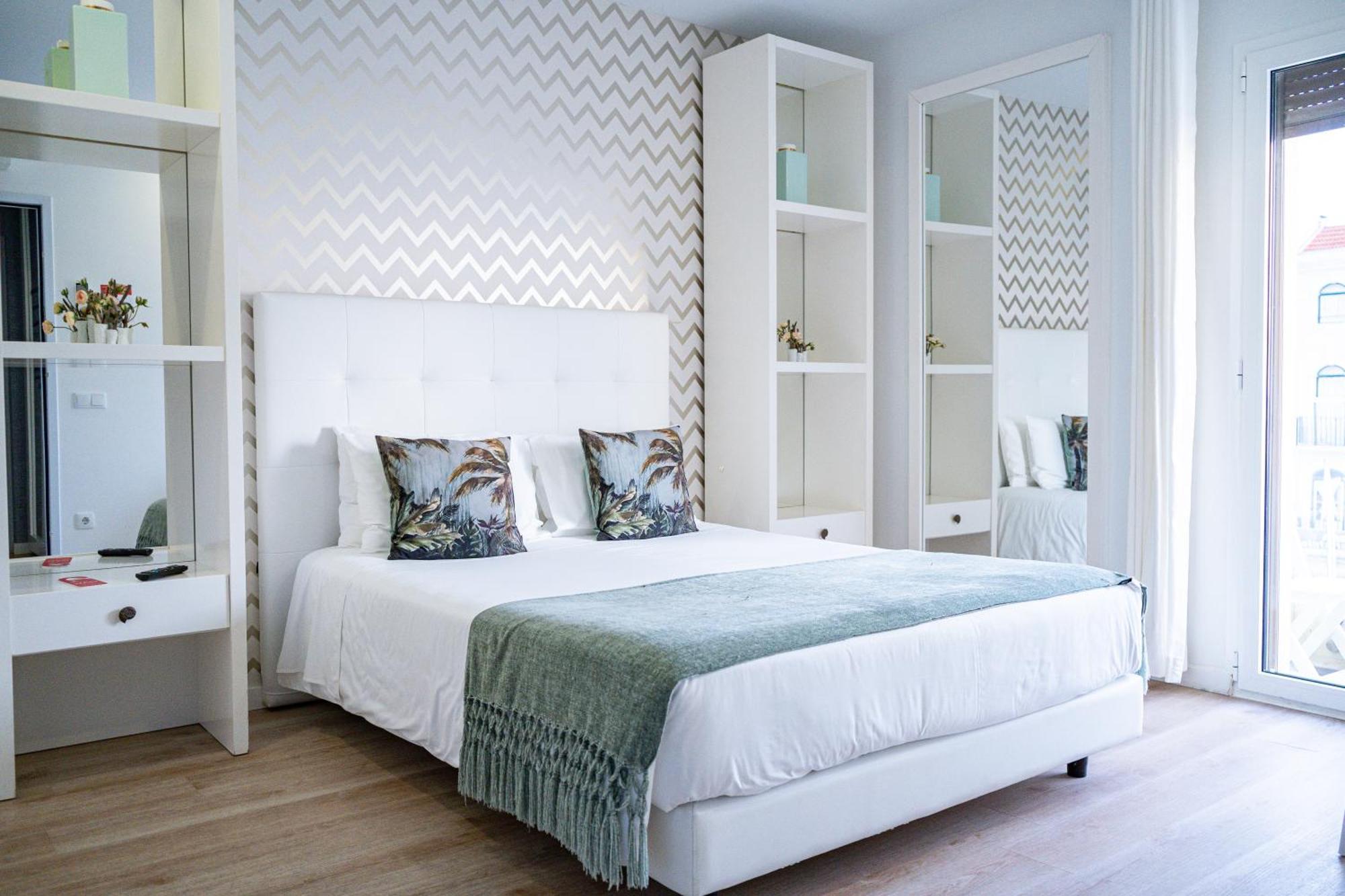 Bed and breakfast By The Sea - Nazaré Extérieur photo
