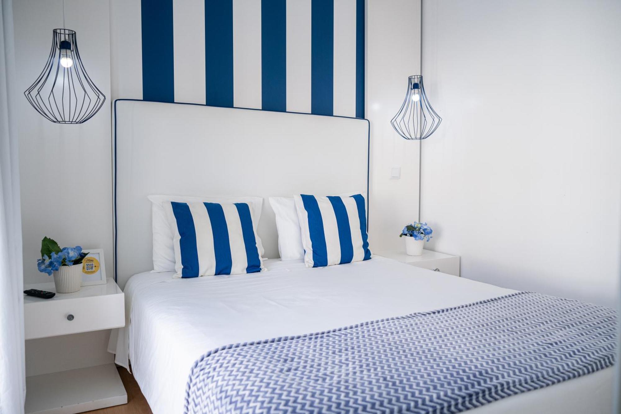 Bed and breakfast By The Sea - Nazaré Extérieur photo