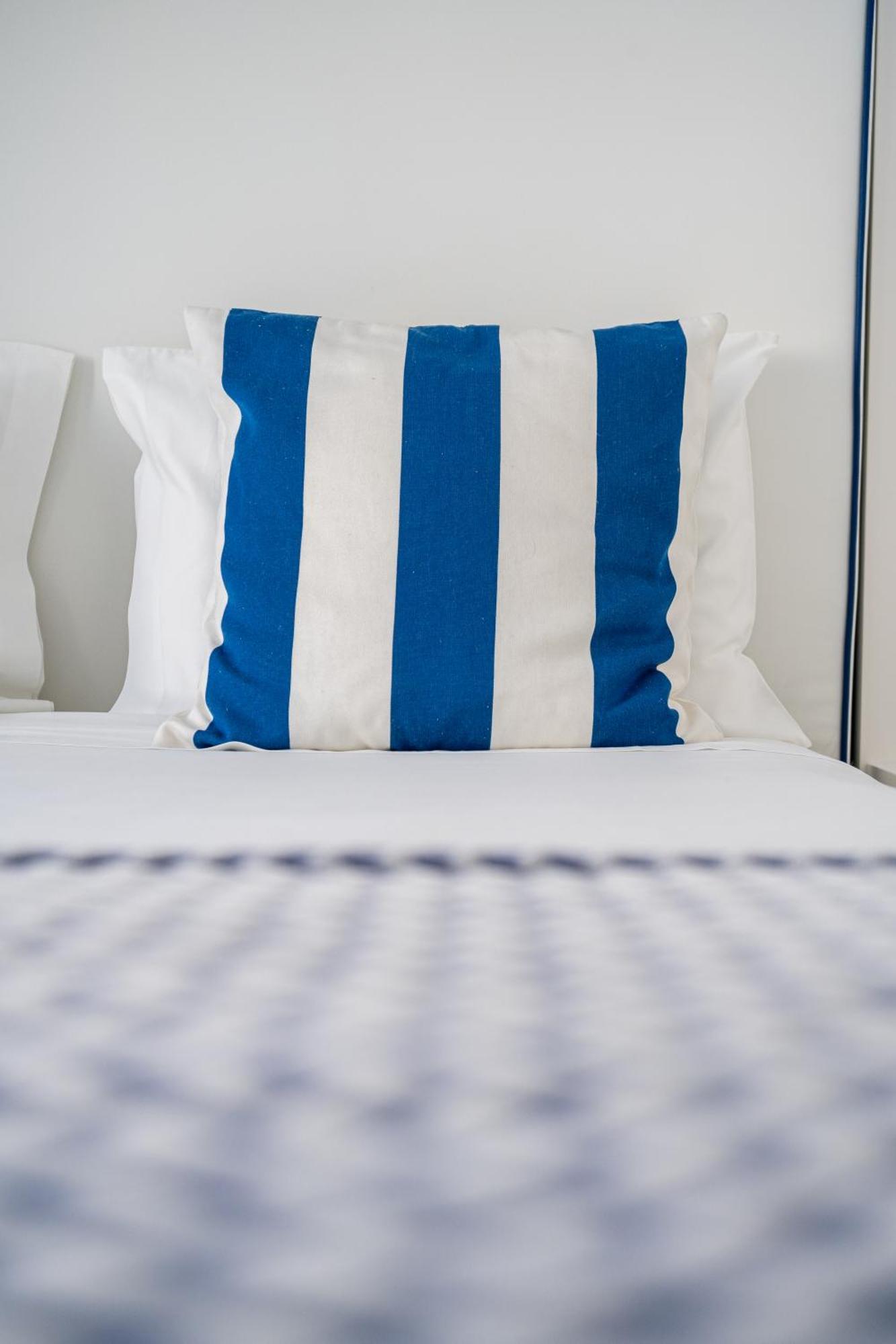 Bed and breakfast By The Sea - Nazaré Extérieur photo